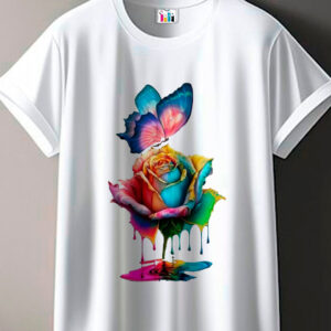 Remera estampada mariposa/rosa